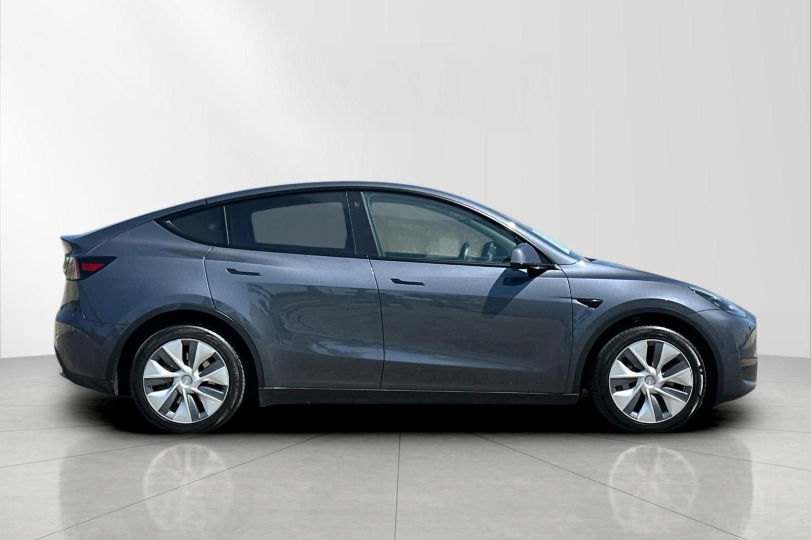 tesla model y 2023 7SAYGDEE2PA031188 image tesla model y 2023 7SAYGDEE2PA031188 image